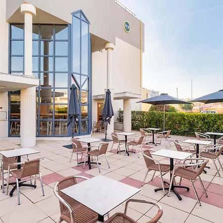 Hotel Lyon Eurexpo 3*