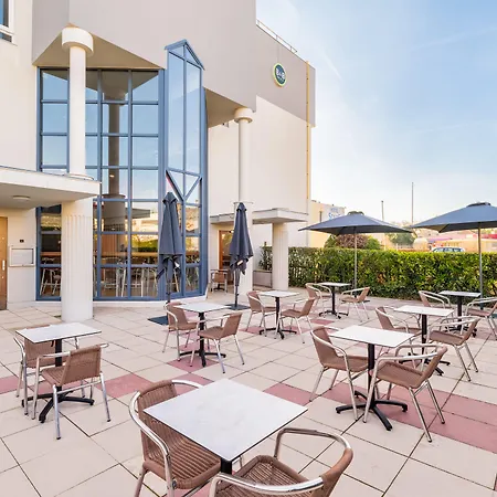 호텔 Lyon Eurexpo 3*