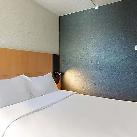 Hotel Lyon Eurexpo 3*