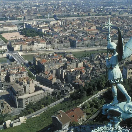 Lyon Eurexpo 3*