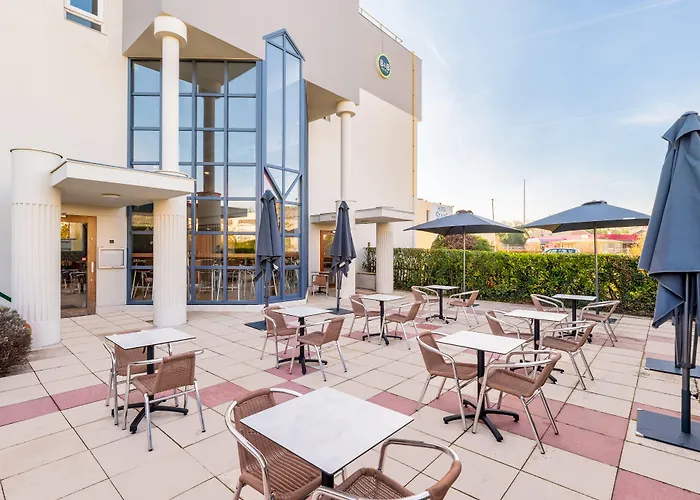 호텔 Lyon Eurexpo 3*